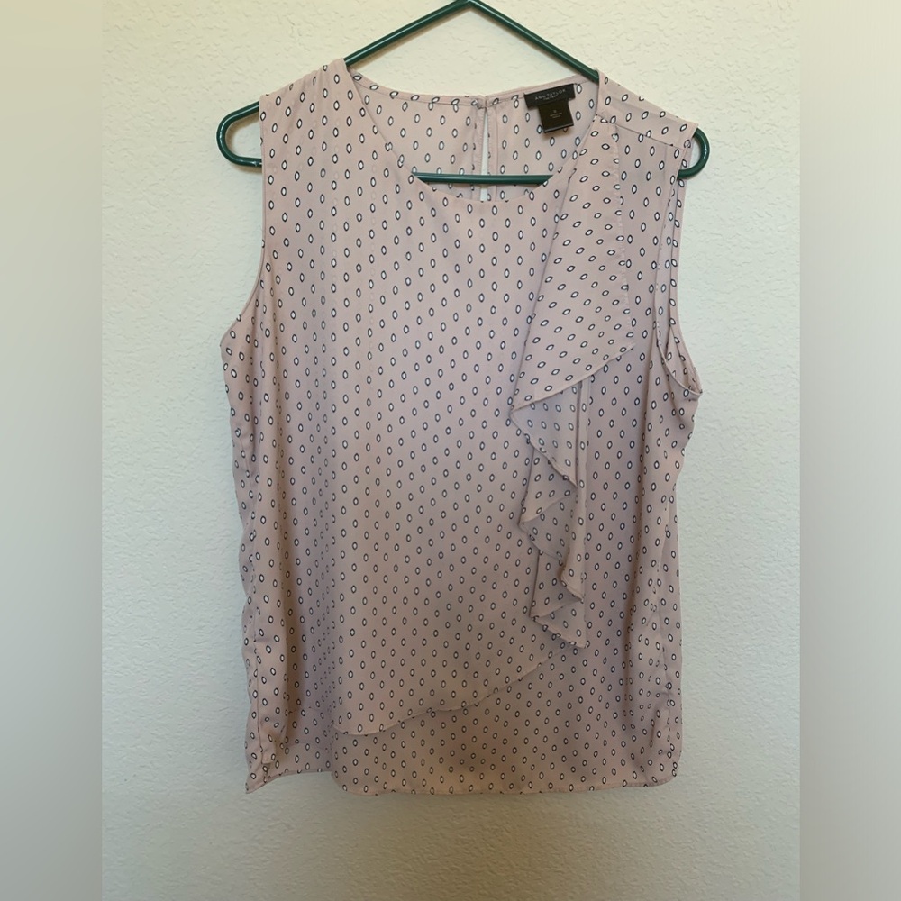 Ann Taylor factory sleeveless blouse. Size small